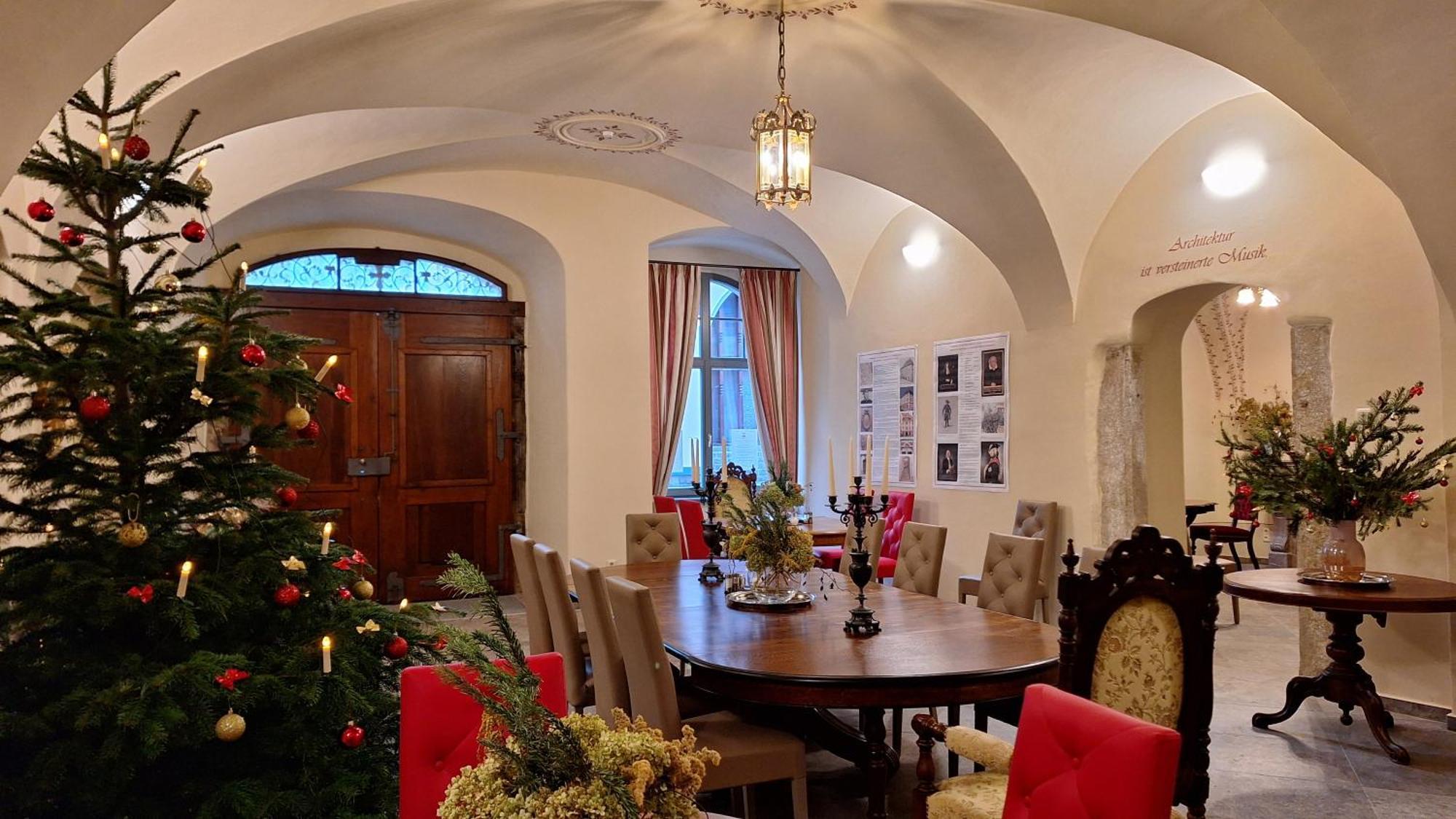 Stadtpalais Romantik-Suite 3 Zimmer Maximal 6 Personen 包岑 外观 照片