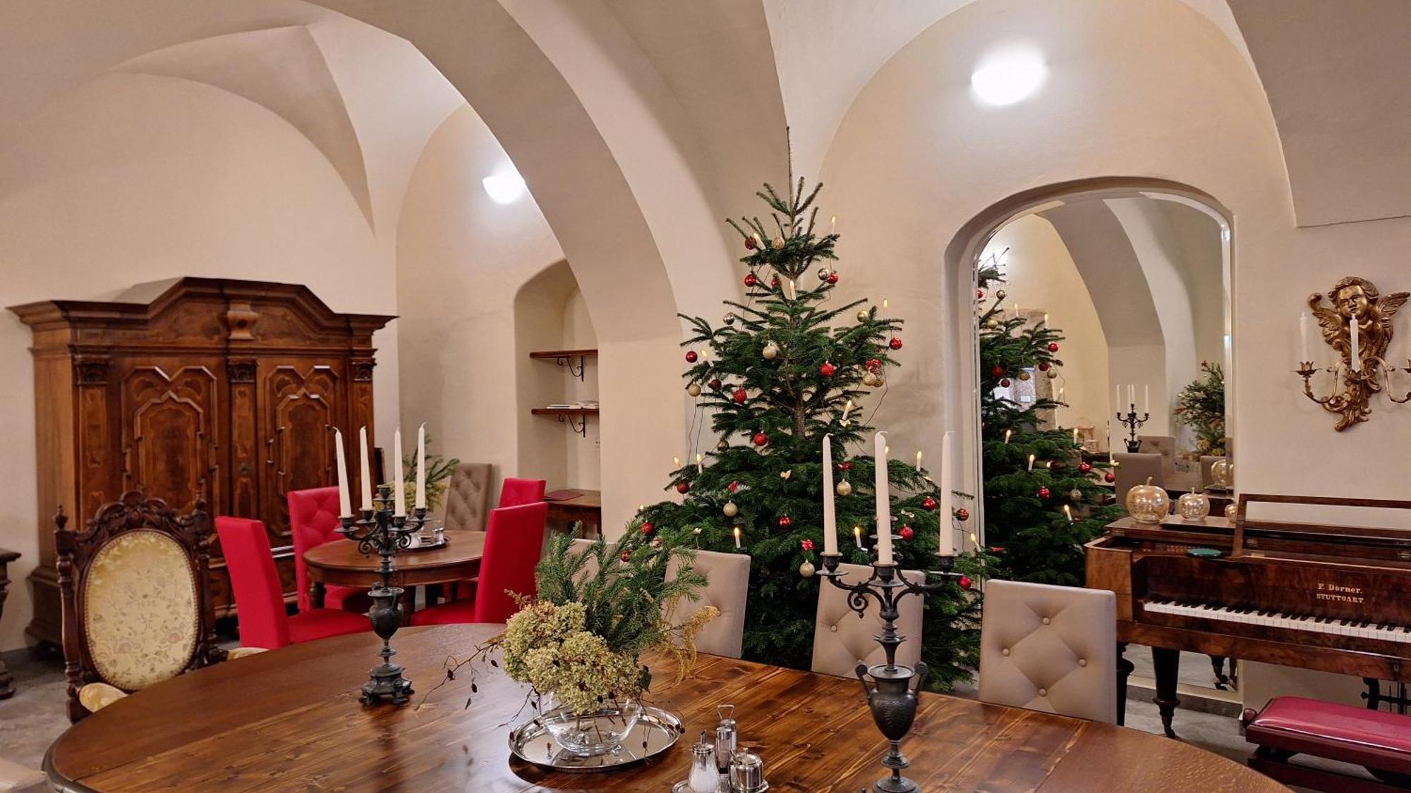 Stadtpalais Romantik-Suite 3 Zimmer Maximal 6 Personen 包岑 外观 照片
